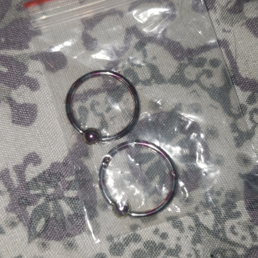 Brand New Pink Round Nipple Rings